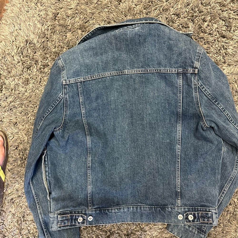 H&M loggDenim Jacket with Button Closure <<<204>>> - Picture 7 of 8